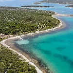Ribarska Kuca Dario * مورتير