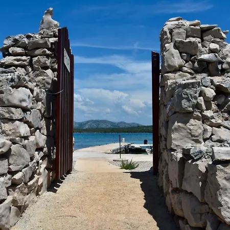 Ribarska Kuca Dario *