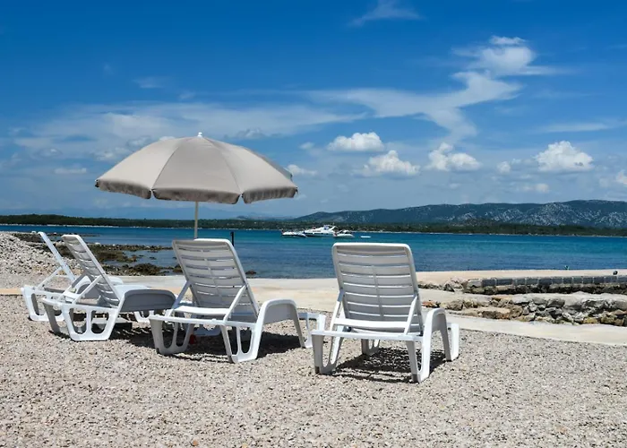 Ribarska Kuca Dario * مورتير